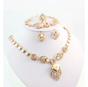 Luxury!!!! 5 Piece Necklace Set